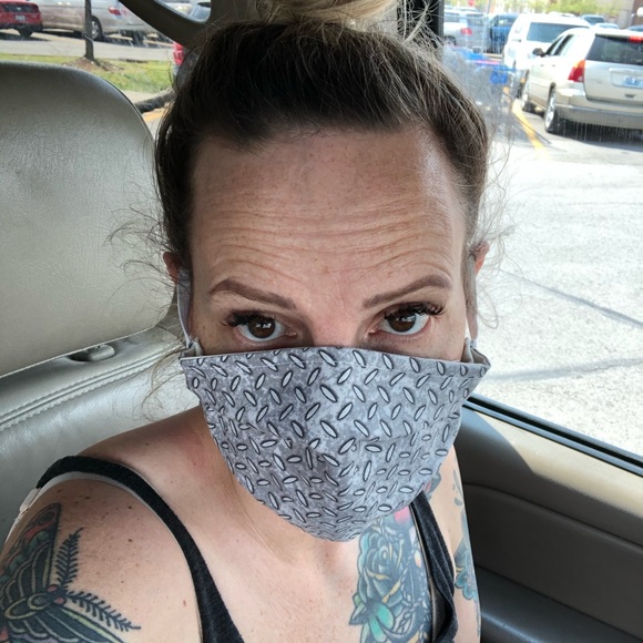 Meet your Posher, Kim - Picture 5 of 6